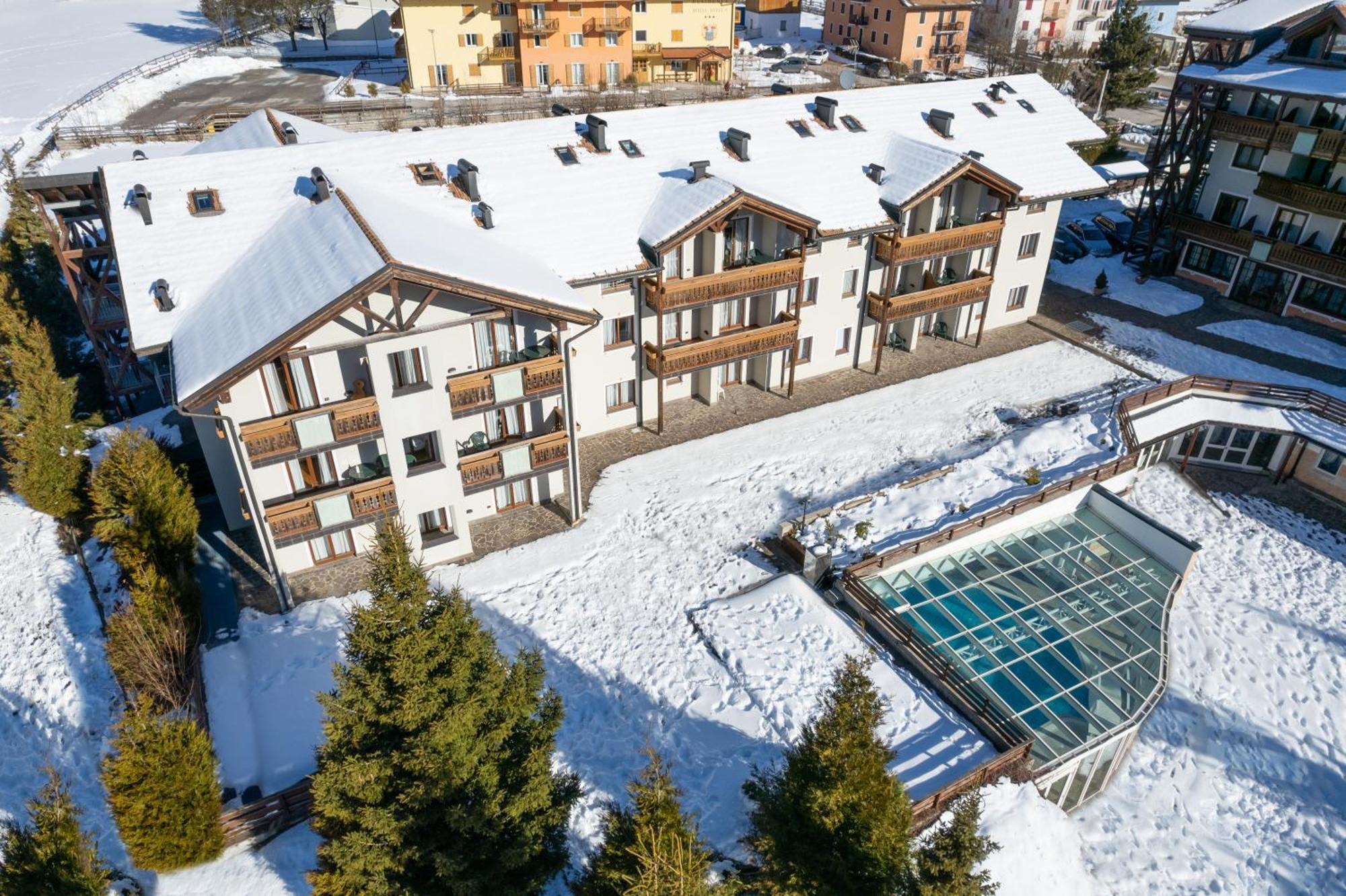 Golf Hotel Folgaria Luaran gambar