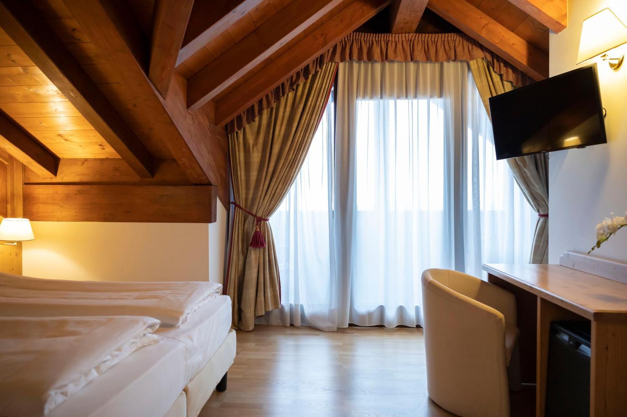 Golf Hotel Folgaria Bilik gambar