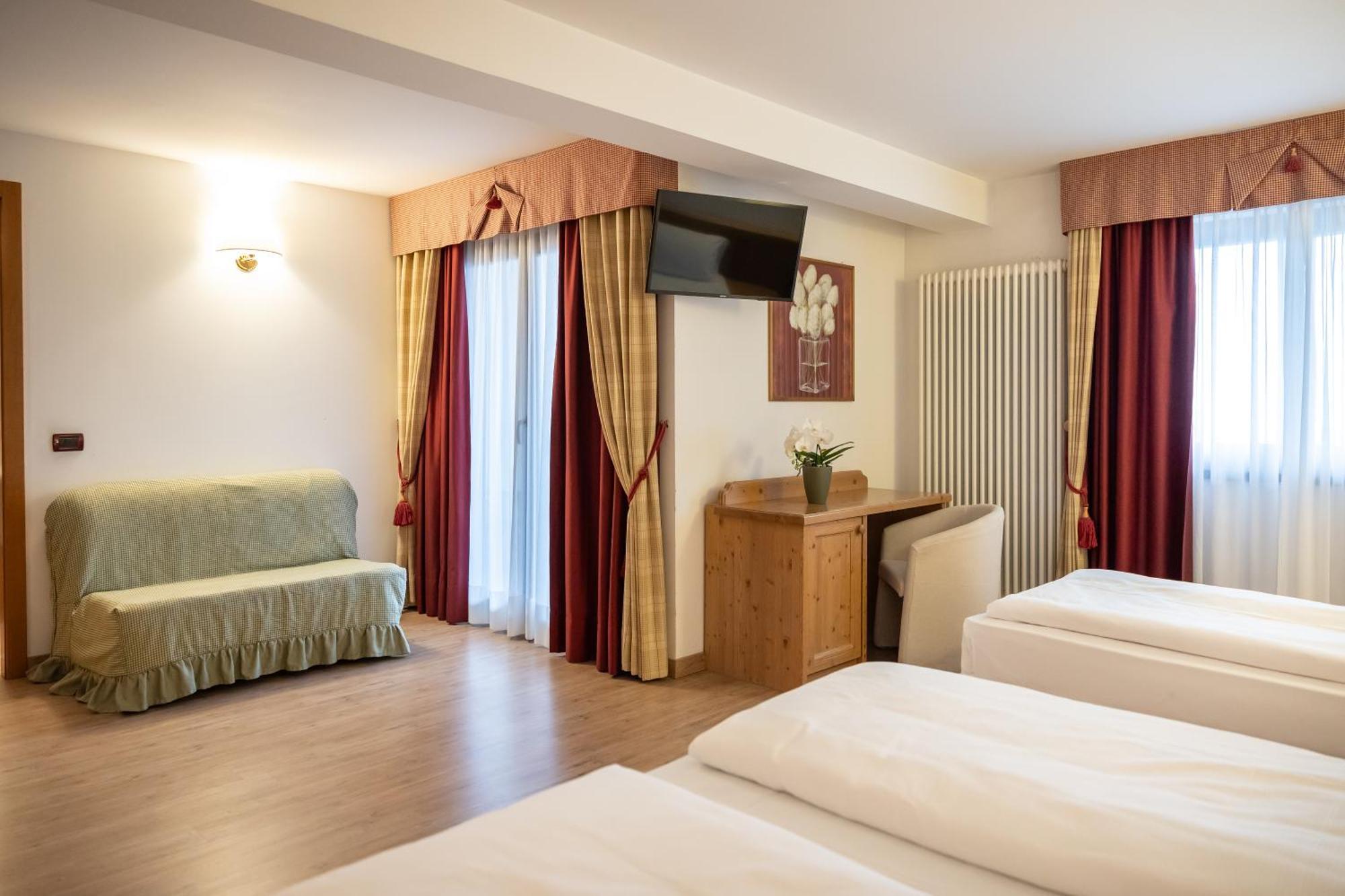 Golf Hotel Folgaria Luaran gambar